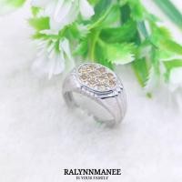 ราคา M6401 แหวนชายพลอยบุษราคัมแท้ ( Natural Yellow Sapphire ) ตัวเรือนเงินแท้925 ชุบทองคำขาว ไซส์58 แก้ไซส์ฟรี (25009360413)