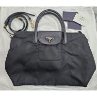 ราคา Prada nylon tessuto nero *โปรดอ่านรายละเอียดสินค้า* (24984349109)