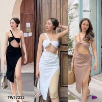 ราคา TW17233 ชุดเดรสยาวทรงปาดไหล่ข้างเดียว เสื้อผ้าผู้หญิง แฟชั่นน่ารักๆ ใส่เซ็กซี่ สี ขาว ดำ โกโก้ (15148242078)