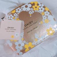 ราคา DAISY Marc Jacobs Makeup Bag (79768414)
