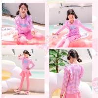 ราคา ชุดว่ายน้ำเด็กผู้หญิง 4-9 ขวบ ชุดว่ายน้ำเด็ก เสื้อแขนยาว กระโปรงระบาย กางเกงขายาว สก็อตสีชมพูหวานน่ารัก (21821669594)