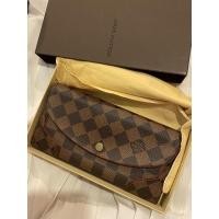 ราคา กระเป๋าสตางค์ Louis Vuitton คล้าย emillie มือสอง สภาพดี (3182965993)
