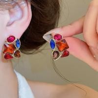 ราคา Vintage Retro Multi-Color Rhinestone Statement ต่างหู, Gold Tone ผสมตัด Cluster Studs, Bold Glamorous เครื่องประดับสําหรับงานแต่งงานและชุดราตรี (55210154935)