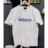 ราคา ของแท้คุ้มมาก สวยมากผ้าใหม่เหมือนมือ 1 เสื้อยืด Burberry London Embroidered Vintage Logo Made Italy สีขาวป้ายครบมือสอง (50856226796)