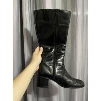 ราคา รองเท้าบทูยาวมีส้น มือสอง size:39 (20215971520)