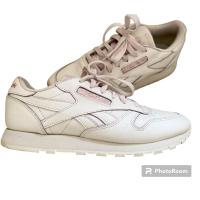 ราคา รองเท้า Preloved Reebok Classic Leather ไซส์ 40 (24366314868)