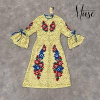 ราคา เดรสลูกไม้สีเหลือง งานป้าย Muse (25540998480)