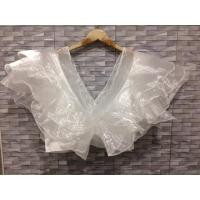 ราคา **พร้อมส่ง เสื้อออกงานระบายฟรุ้งฟริ้ง ใหม่มากกก สีขาว (6108483058)