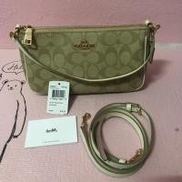 ราคา Coach พอชขาว แท้ (2069856528)