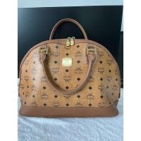 ราคา MCM แท้มือสอง กระเป๋าทรงถือเอ็มซีเอ็ม สีออริใบใหญ่จุของได้เยอะ สภาพดีพร้อมใช้งาน แบรนด์เนมแท้มือสอง (11470173442)