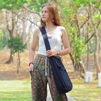 ราคา กระเป๋าสีย่ามดำ ย่ามขุย กระเป๋าย่าม ผ้าพื้นเมือง สีพื้น ย่ามเป็นขุย สะพายข้าง ผ้าพื้นเมือง พร้อมส่ง by YourCozy (28280421428)