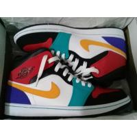 ราคา NIKE AIR JORDAN 1 MID “MULTICOLOR” 9.5 US สินค้าของแท้แน่นอน มือสอง 98% ยังใหม่เหมือนพึ่งซื้อมา (2468065363)