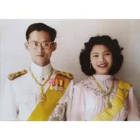 ราคา รูปถ่าย ในหลวง ราชินี รัชกาลที่ 9 King Bhumibol Queen Sirikit Thailand POSTER 7.4”x10.3” Vintage Photo Siam (57451882195)