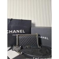 ราคา CHANEL Boy 10 caviar holo23 รุ่นฮอตฮิต สภาพดี (29638719043)
