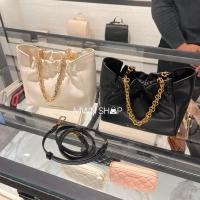 ราคา Charles&keith กระเป๋า มีโค้ดลด30% Brigette Ruched Chain-Handle Shoulder Bag กระเป๋าสะพายข้าง ของแท้จากชอป (27614150532)