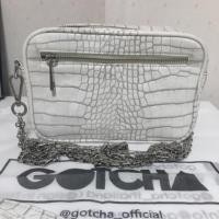 ราคา กระเป๋า Gotcha มีทั้งสายเหล็กและสายหนังให้ (2490537412)