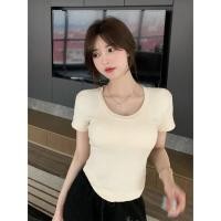 ราคา เสื้อรัดรูป คอกลม แต่งชายโค้ง สีพื้น แวกข้างนิดๆโชว์เซ็กซี่ ผ้านิ่มผ้ายืด #A4 (10094134499)