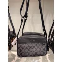 ราคา กระเป๋า coach men Graham Crossbody แบบ Double zip (14714754560)