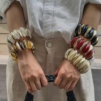 ราคา Plastic-resin Bracelet -พร้อมส่ง กำไลข้อมือ แฟชั่น สไตล์Y2K (กทม. มีส่งด่วน) (56553395624)