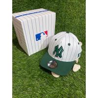ราคา HIJAU หมวกลายสีขาว กระบังหน้าสีเขียว IDE CLOTHES NY Logo สีเขียว แถบสีดํา MLB (40005748778)