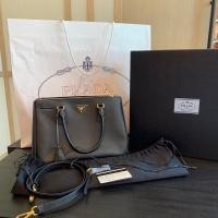 ราคา [BU230509865] Prada / Saffiano Lux Double Zip GHW (22069114541)