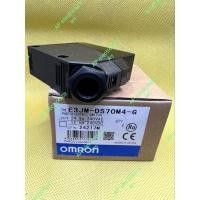 ราคา เซ็นเซอร์ E3JM-DS70M4-G. omron PHOTOELECTRIC SWITCH 24 to 240VAC 12 to 240VDC ระยะการจับ 700mm. ของใหม่คุณภาพดี (22100716565)