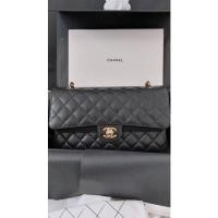 ราคา ♠️พร้อมส่ง♠️ New Chanel Classic 10” Black caviar แท้100% (15647877369)