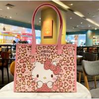 ราคา กระเป๋าkittySanrio Hello Kitty กระเป๋าถือกระเป๋าสะพายไหล่ หูหิ้ว จุของได้เยอะ ด้านในมีผ้าบุลายคิตตี้ช่องใส่ของเล็กด้านใน (28273695250)