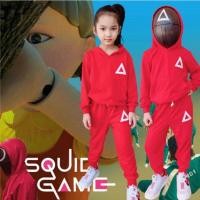 ราคา SQUID GAME ชุดเซทผู้คุม ฮิตสุดในขณะนี้ เสื้อวอร์ม กางเกงวอร์มขาจั๊ม ปักสามเหลี่ยม เนื้อผ้าเกล็ดปลาเนื้อนุ่ม (15526271235)