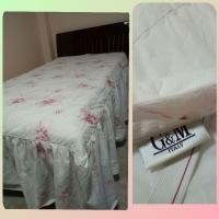 ราคา ผ้าปูรองนอน งานชายระบาย มีบุนิ่มและยางรัดมุม 5ฟุตมือสอง (ทำความสะอาดแล้วค่ะ) (10035404679)