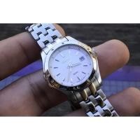 ราคา นาฬิกา Vintage มือสองญี่ปุ่น Seiko 7N82 0GR0 Pearl Dial ผู้หญิง Quartz ทรงกลม 24mm ใช้งานได้ปกติ สภาพดี ของแท้ ไม่กันน้ำ (40261385160)