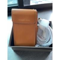 ราคา กระเป๋าสตางค์ CHARLES & KEITH แท้ (17887643619)