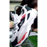 ราคา Fila ของแท้มือสอง สภาพดี size 39 (12327189833)