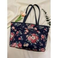 ราคา กระเป๋าสะพาย cath kidston มือสอง (21634623495)
