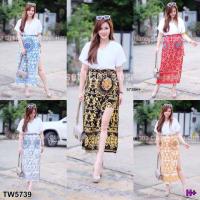 ราคา เซต2 ชิ้น# สาวอวบ เสื้อแขนสั้น คอวีสีขาว+ กางเกง กระโปรงยาว ทรงสอบแหวกข้าง ผ้าโดนัลโด้พิมพ์ลาย (1204525056)