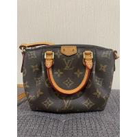 ราคา หลุยส์ มินิ ครอสบอดี้ จากแคนวาสใบใหญ่ (29075533266)