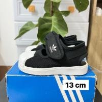 ราคา Adidas พร้อมกล่อง ป้ายห้อย (26573487872)
