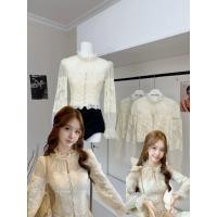 ราคา | เสื้อคอปีนแขนยาว ผ้ามุ้งลายจุด ต่อผ้าฉลุลูกไม้ ติดกระดุมด้านหน้า ดีเทลผ้าสวยมากค่ะ งานมีซับในนุ่มนิ่มใส่สบายค่ะ (56352735635)