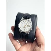 ราคา Citizen Automatic 21 Jewels “หน้าปัดสีเงิน หลักเวลาและชุดเข็มสีทอง มีพรายน้ำ มีหน้าต่างระบุวันสัปดาห์และวันที่” (26082304704)