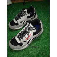 ราคา รองเท้ามือ2 Reebok Eur40 (25722037313)