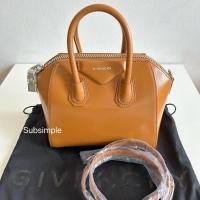 ราคา Givenchy Mini Antigona bag ของแท้ (28502592655)