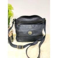 ราคา Pierre Cardin กระเป๋ามือสอง หนังแท้แบรนด์แท้ (22959510306)