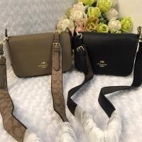 ราคา [พร้อมส่ง] Coach Small Jes Messenger Bag กระเป๋าโค้ช กระเป๋าสะพายข้าง ขนาด 9 นิ้ว [พร้อมส่ง] Coach Small Jes Messenger (15711824407)