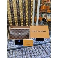 ราคา Used Louis Vuitton Long Wallet Vintage 2 Cards MonogramDC:CA1927 (10874550289)