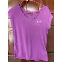 ราคา เสื้อกีฬา Nike Dri Fit มือสองแท้ สภาพดี เสื้อออกกำลังกาย ไนกี้ ผู้หญิง สีม่วง size l (20218517309)
