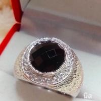 ราคา นิล แหวนนิลผู้ชาย นิลกาฬ ตัวเรือนเงินแท้ (9298321118)