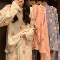 ราคา ชุดนอนนาโน ลายลูกพีชน่ารัก หนาและนุ่มนิ่มสุดๆ ใส่สบาย เนื้อผ้าดีมาก (23377900735)