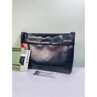 ราคา FREITAG F553 LOU มือสอง ของแท้ 100% (51256084030)