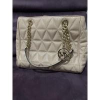 ราคา Michael kors bag quilted susannah size9นิ้ว สีเนื้อ (584282759)