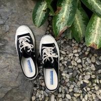 ราคา รองเท้าผ้าใบ รองเท้าผ้าใบมือสอง สภาพดี (7539087148)